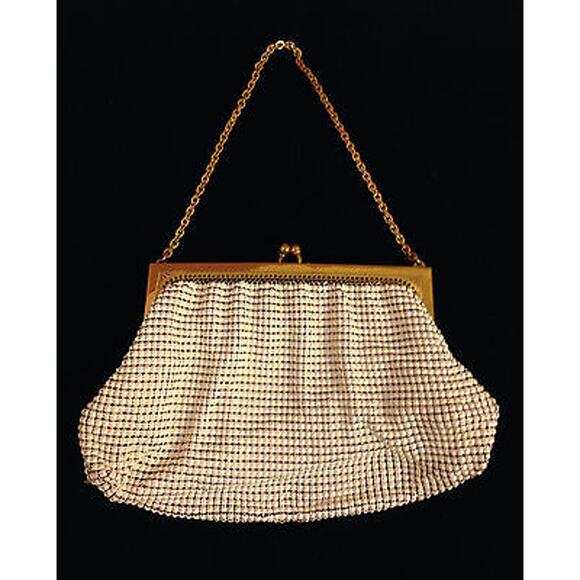 Vintage Whiting and Davis 1920s Cream & Gold Evening Bag – Mesh & Bead Design - Picture 1 of 1